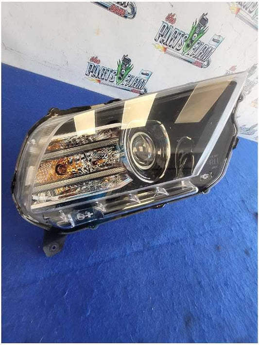 2013-2014 Ford Mustang GT Front Passenger Right Headlight Xenon HID Light 2785