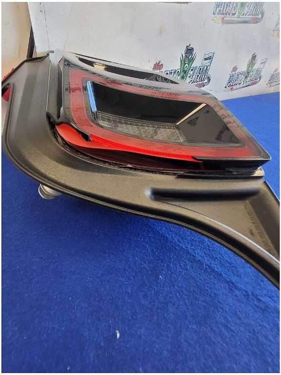 2013 - 2014 Ford Mustang GT Passenger Rear Taillight Lamp *For Parts" 2785 - The Parts Farm