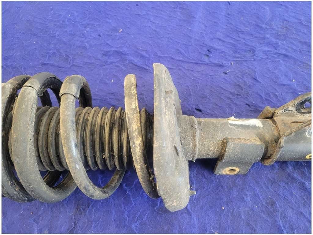 2013 - 2015 Chevrolet Camaro SS Passenger Front Strut Spring Suspension 2719 - The Parts Farm