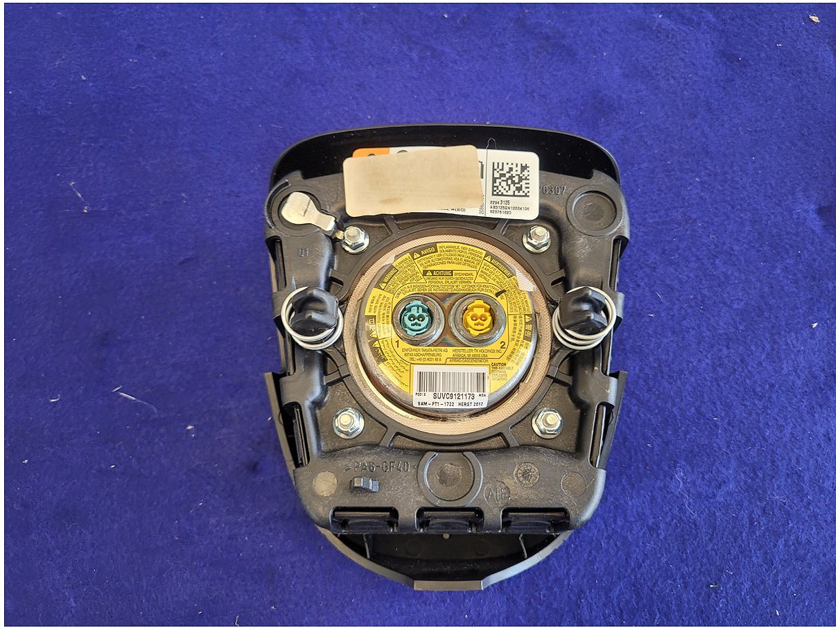 2013 Chevrolet Camaro SS Coupe Driver Air Bag Steering Wheel 2731 - The Parts Farm