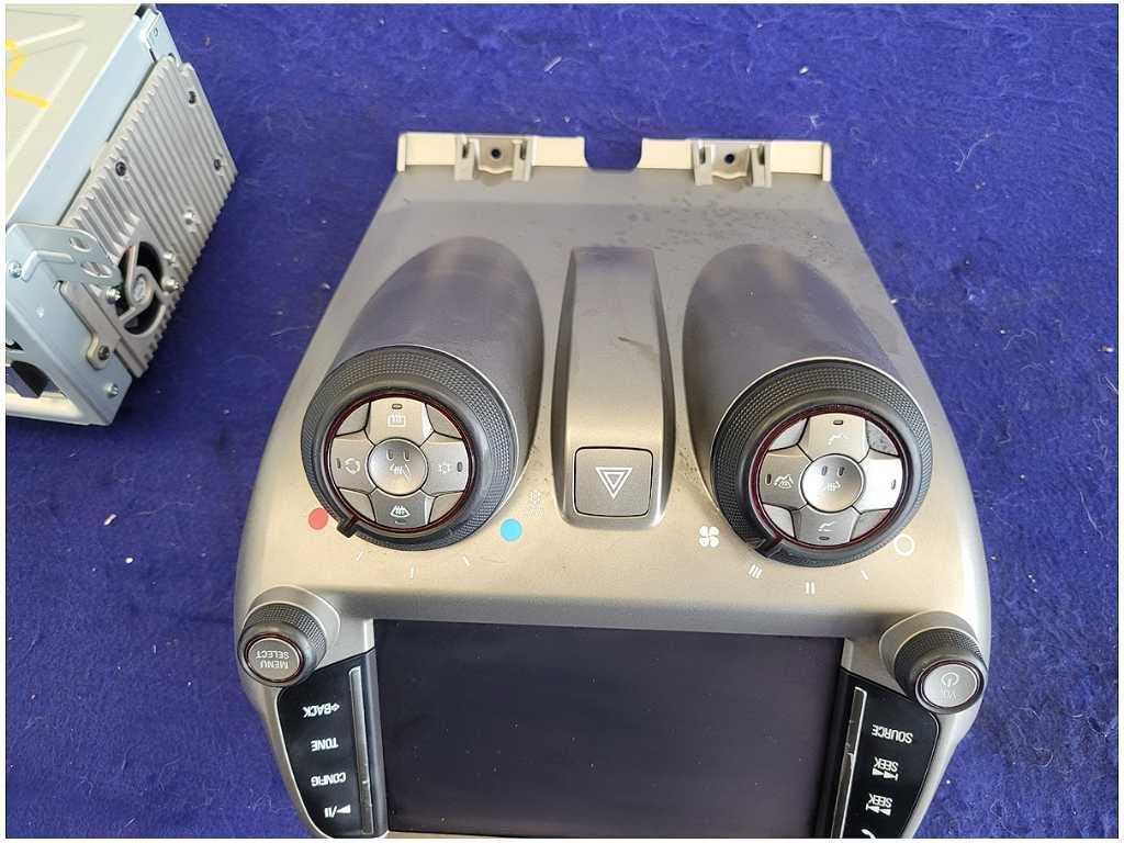 2013 Chevrolet Camaro ZL1 Coupe Receiver Info Screen Face Plate Stereo 2742 - The Parts Farm