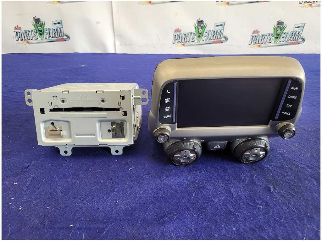 2013 Chevrolet Camaro ZL1 Coupe Receiver Info Screen Face Plate Stereo 2742 - The Parts Farm