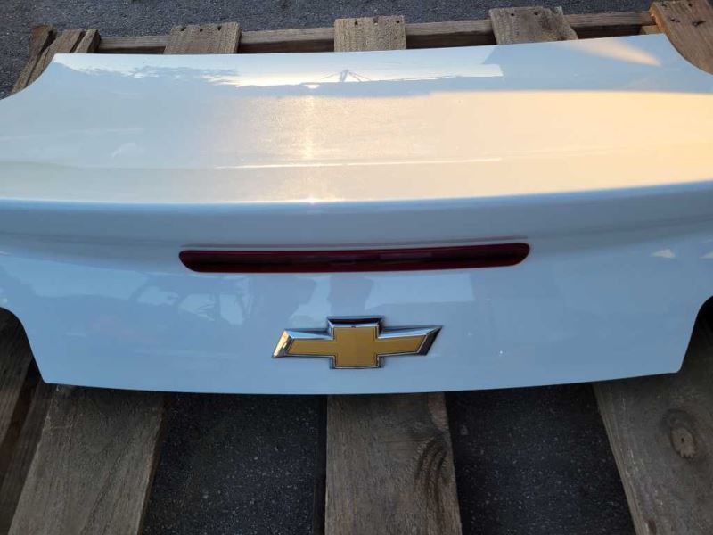 2014 - 2015 Chevrolet Camaro SS Coupe Rear Back Deck Lid Spoiler D80 Paint White - The Parts Farm