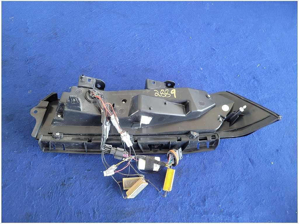 2014-2015 Chevrolet Camaro SS Driver Rear Taillight Aftermarket Light 2889 - The Parts Farm