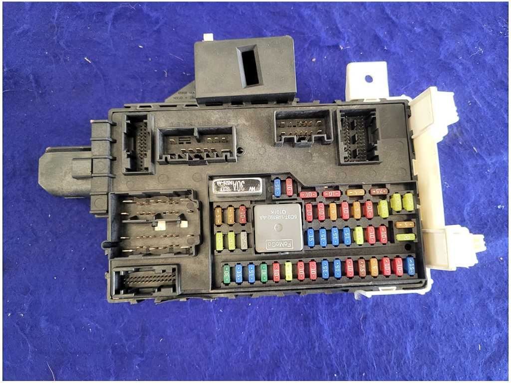 2014 Ford Mustang GT 5.0L S197 Coupe Smart BCM Module Body BR3T - 15604 - DB 2714 - The Parts Farm