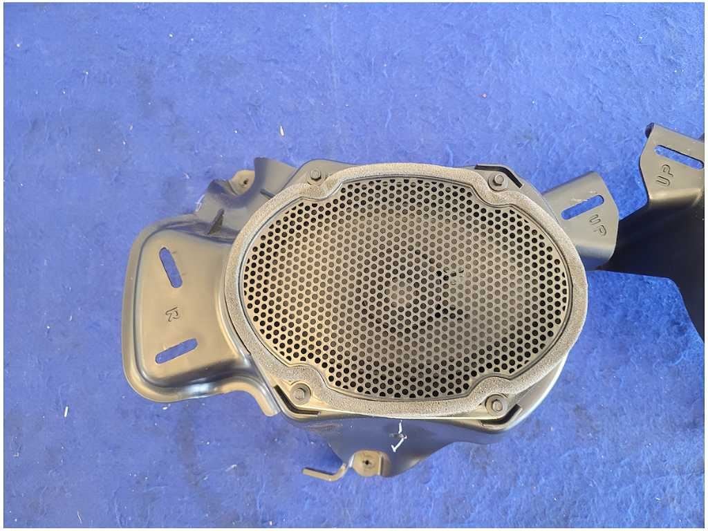 2014 Ford Mustang GT V6 Convertible Pair Rear Quarter Speakers Audio 2901 - The Parts Farm