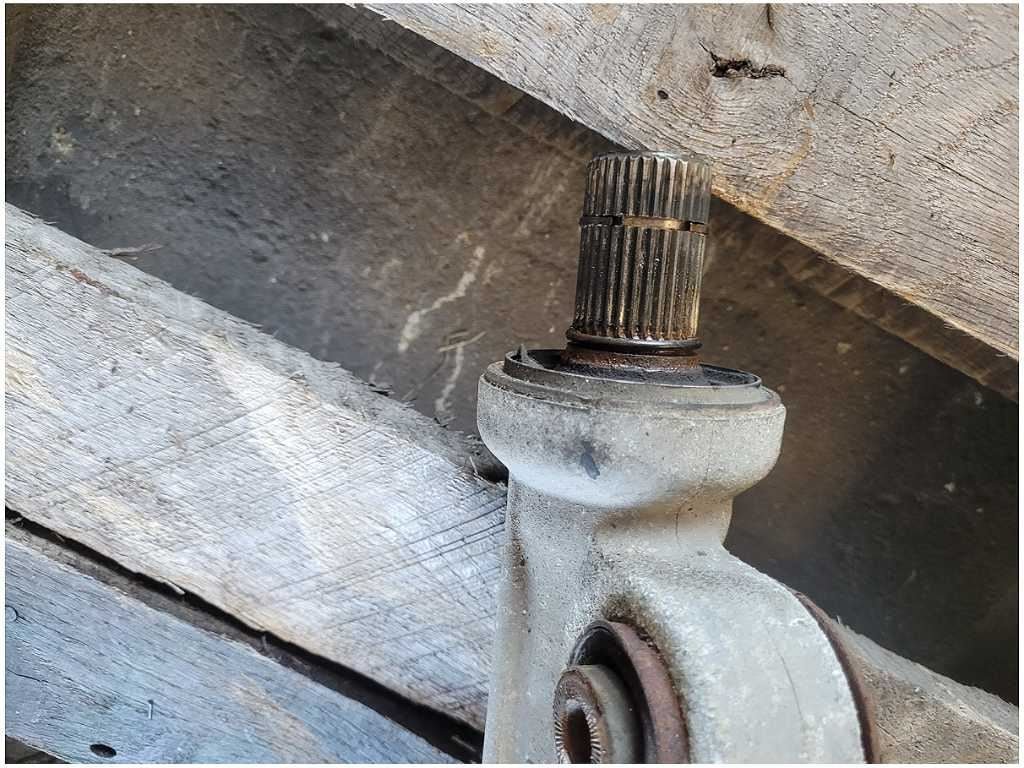 2015 - 2017 Ford F150 4x4 Pickup Truck 3.31 Front Axle Differential Gear 2765 - The Parts Farm