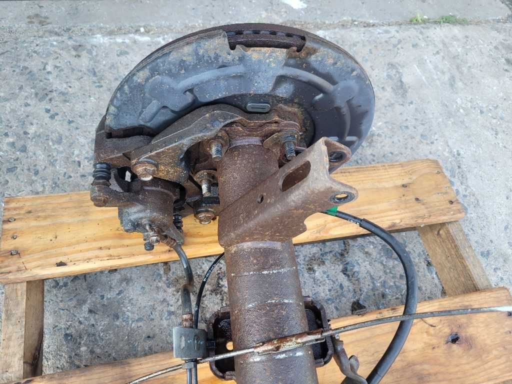 2015 - 2017 Ford F150 4x4 Pickup Truck 3.31 Rear Axle Code 27 Non - Electric 2765 - The Parts Farm