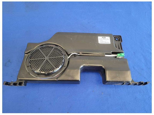 2015 - 2017 Ford F150 4x4 Pickup Truck Rear Subwoofer Speaker Box 2580 - The Parts Farm