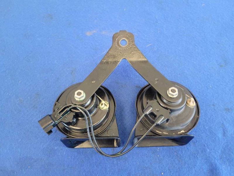 2015 - 2017 Ford F150 Pickup Truck Front Dual Horn Emergency Noise 2509 - The Parts Farm