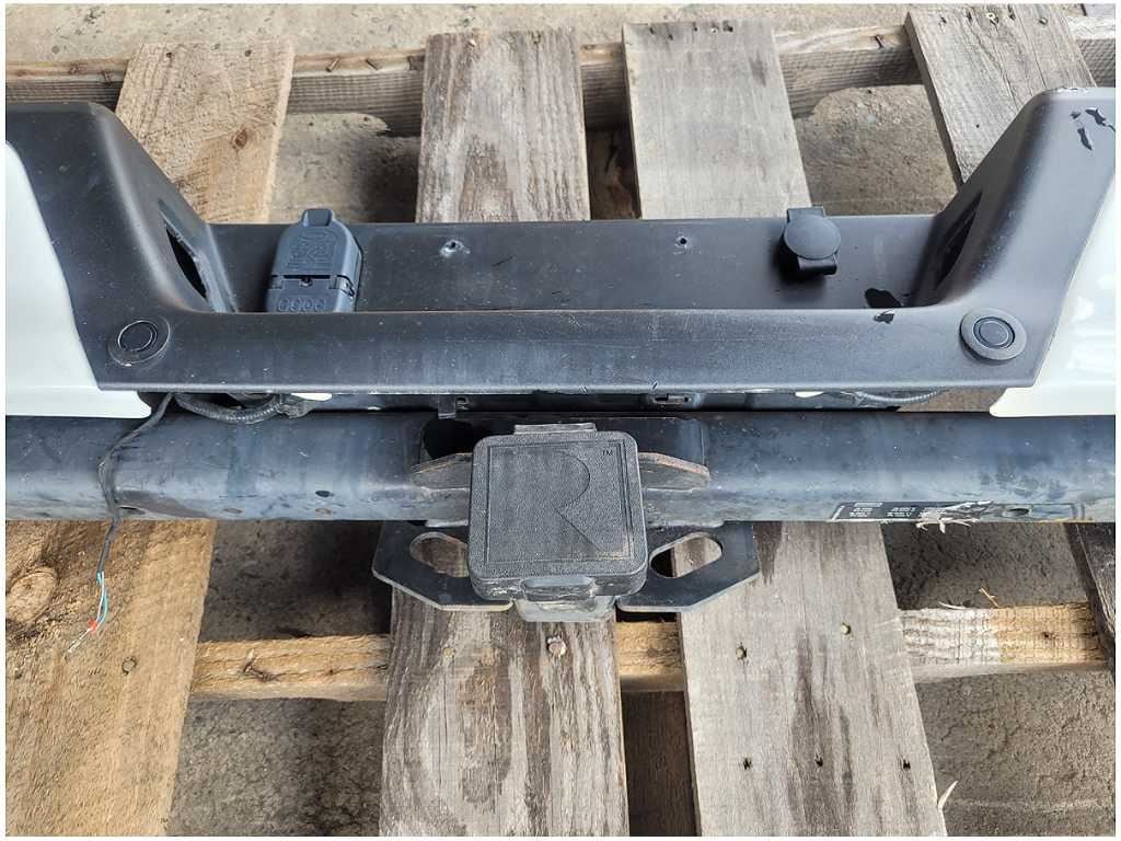 2015 - 2017 Ford F150 Pickup Truck Rear Bumper Cover Hitch Receiver *Read* 2733 - The Parts Farm