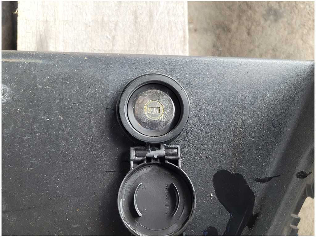 2015 - 2017 Ford F150 Pickup Truck Rear Bumper Cover Hitch Receiver *Read* 2733 - The Parts Farm