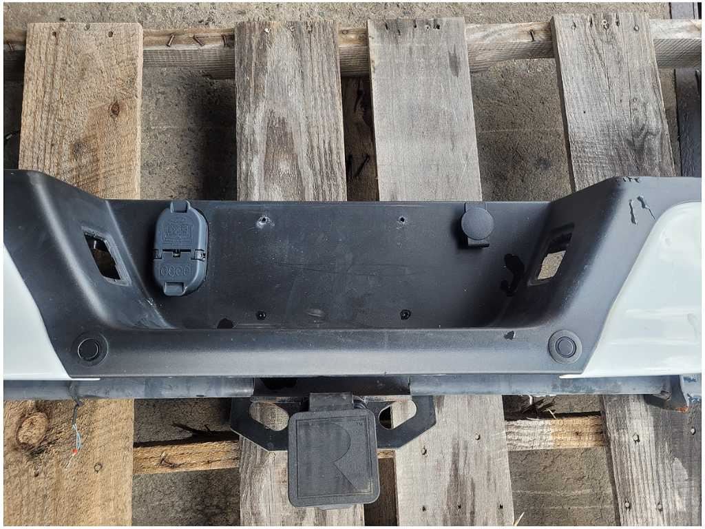 2015 - 2017 Ford F150 Pickup Truck Rear Bumper Cover Hitch Receiver *Read* 2733 - The Parts Farm