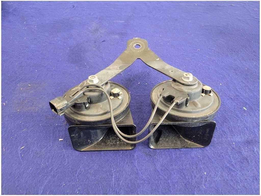 2015 - 2017 Ford F150 Roush Pickup Truck Front Dual Horn Noise 2733 - The Parts Farm