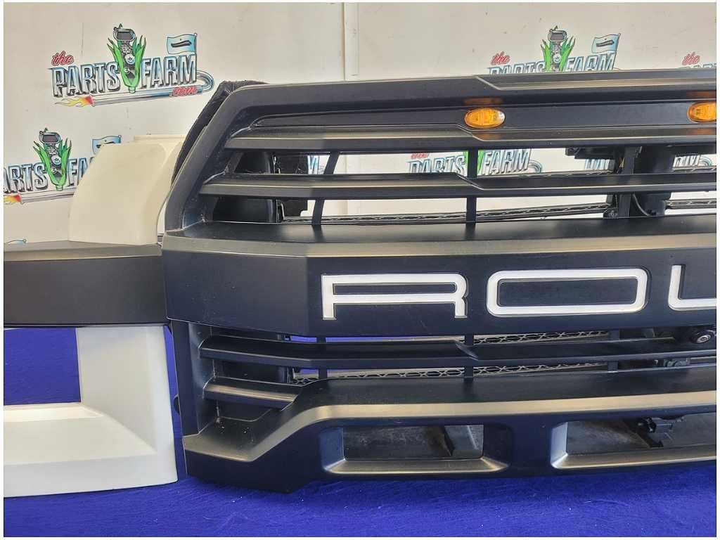 2015 - 2017 Ford F150 Roush Pickup Truck Front Grill Light Trim Paint White 2733 - The Parts Farm