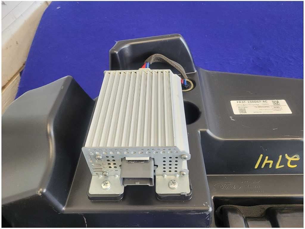 2015 - 2017 Ford Mustang GT 8 in Rear Subwoofer Trunk Speaker Back Box Coupe 27 - The Parts Farm