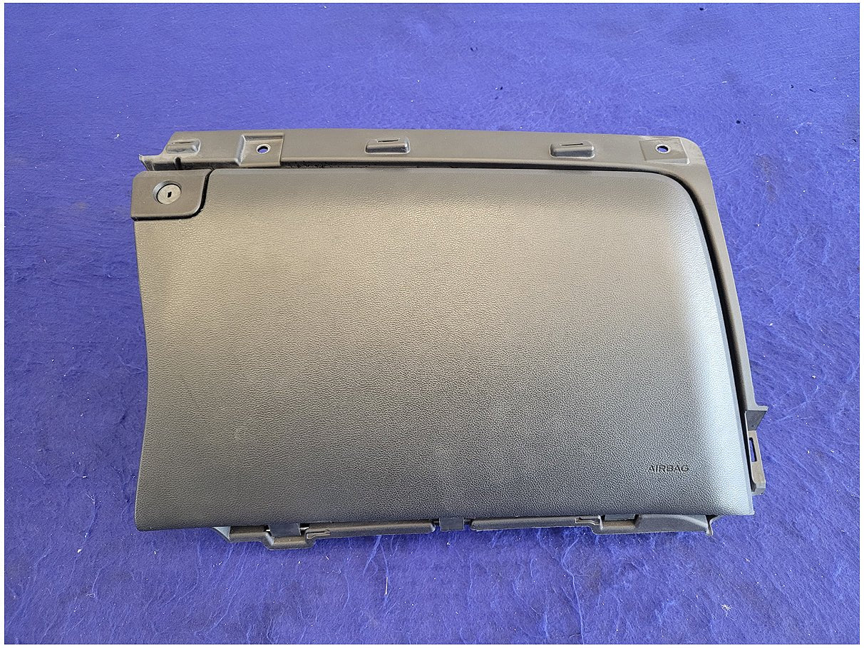 2015 - 2017 Ford Mustang GT Coupe Passenger Dash Lower Knee Air Bag 2656 - The Parts Farm