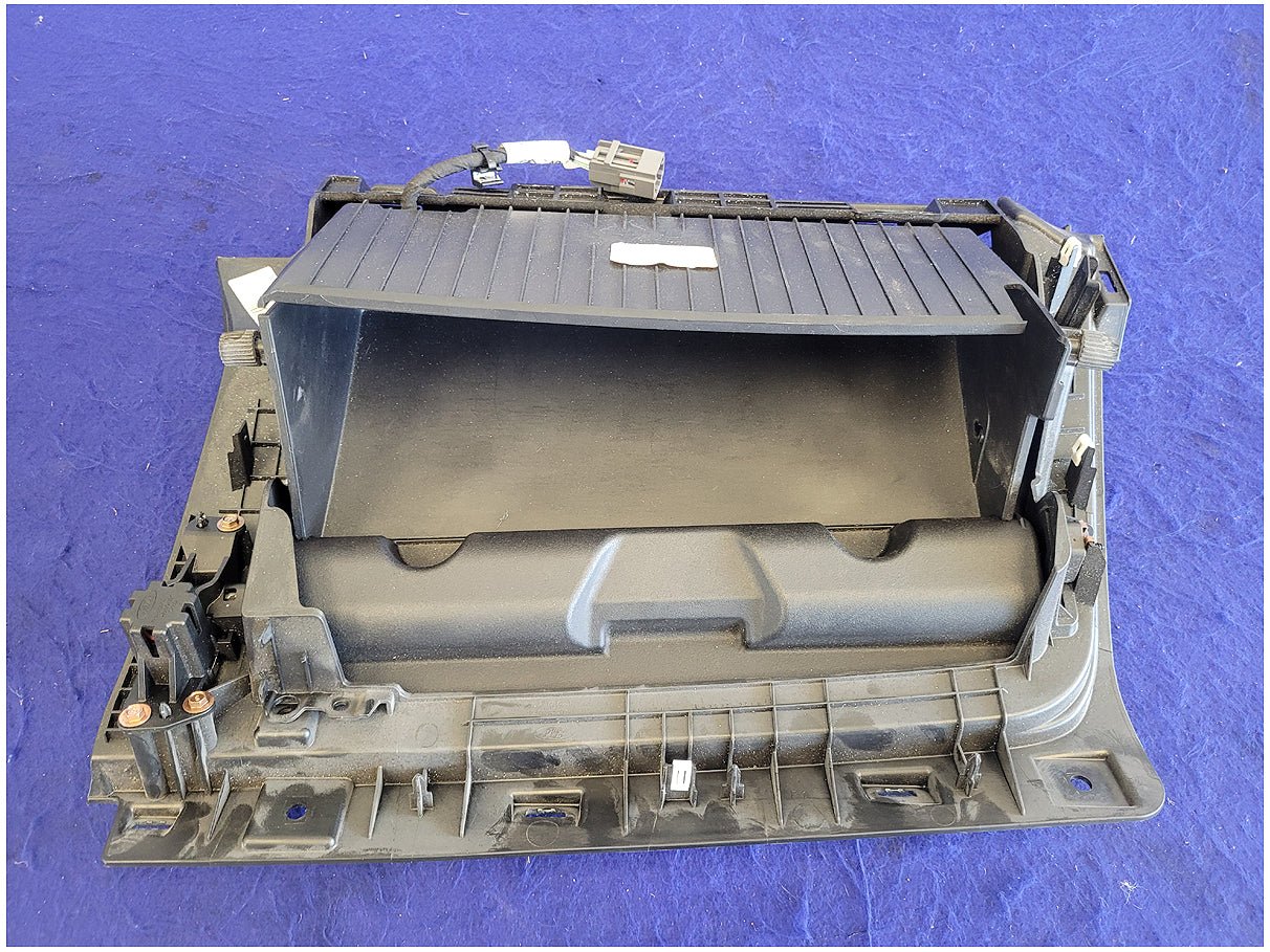 2015 - 2017 Ford Mustang GT Coupe Passenger Dash Lower Knee Air Bag 2656 - The Parts Farm