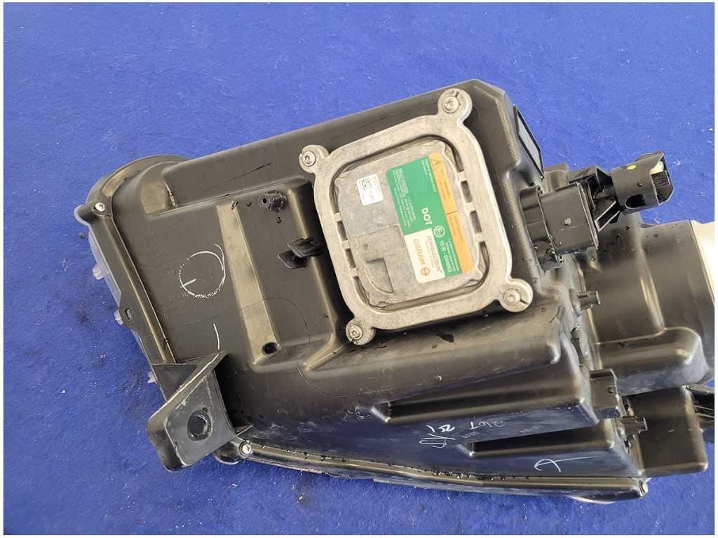 2015 - 2017 Ford Mustang GT Passenger RH Headlight HID Lamp Ballast Light 2748 - The Parts Farm