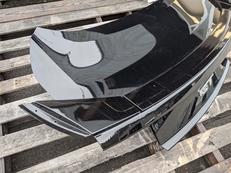 2015 - 2017 Ford Mustang GT Rear Decklid Tailgate Trunk Hatch Spoiler Plaque OEM - The Parts Farm