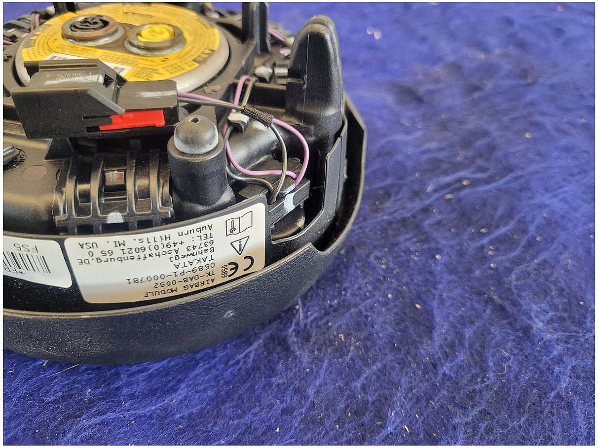 2015 - 2017 Ford Mustang GT S550 Air Bag Driver Steering Wheel Left Dash 2740 - The Parts Farm