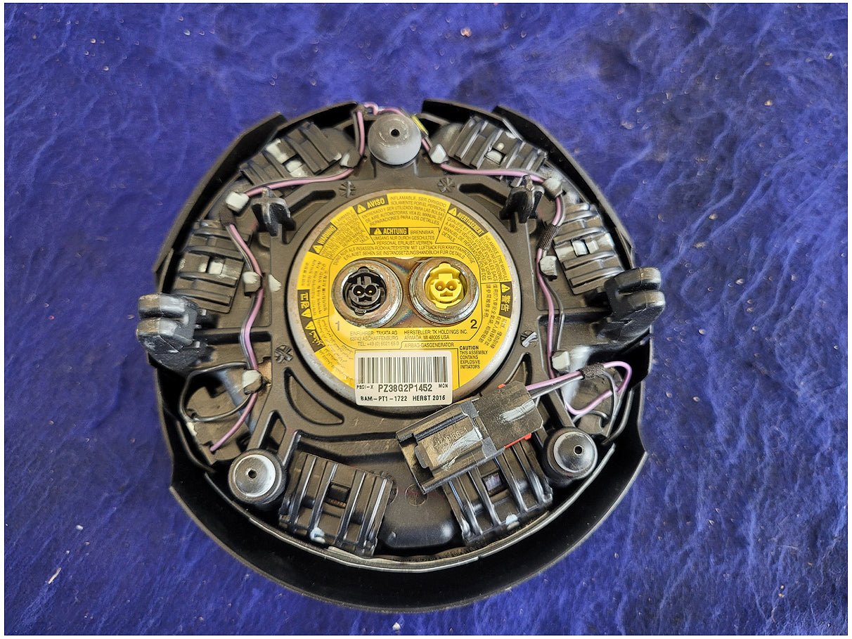 2015 - 2017 Ford Mustang GT S550 Air Bag Driver Steering Wheel Left Dash 2740 - The Parts Farm