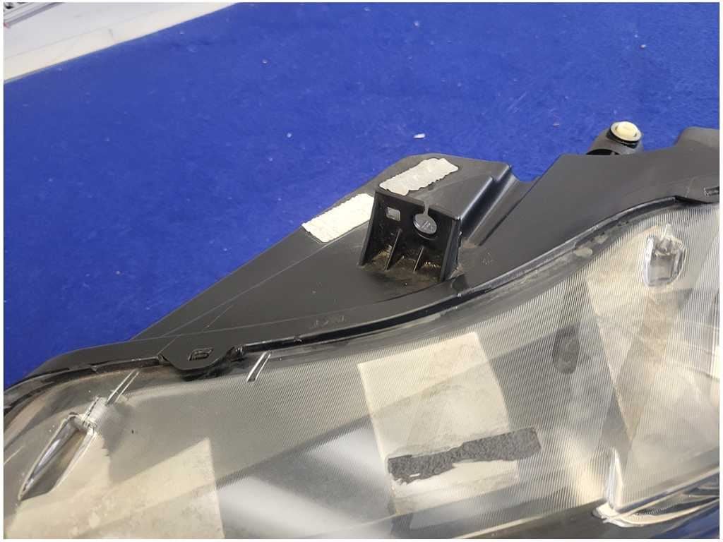 2015 - 2017 Ford Mustang GT S550 Driver Left Headlight HID Lamp Ballast 2748 - The Parts Farm