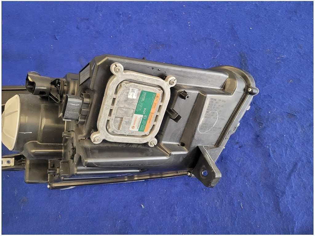 2015 - 2017 Ford Mustang GT S550 Driver Left Headlight HID Lamp Ballast 2748 - The Parts Farm