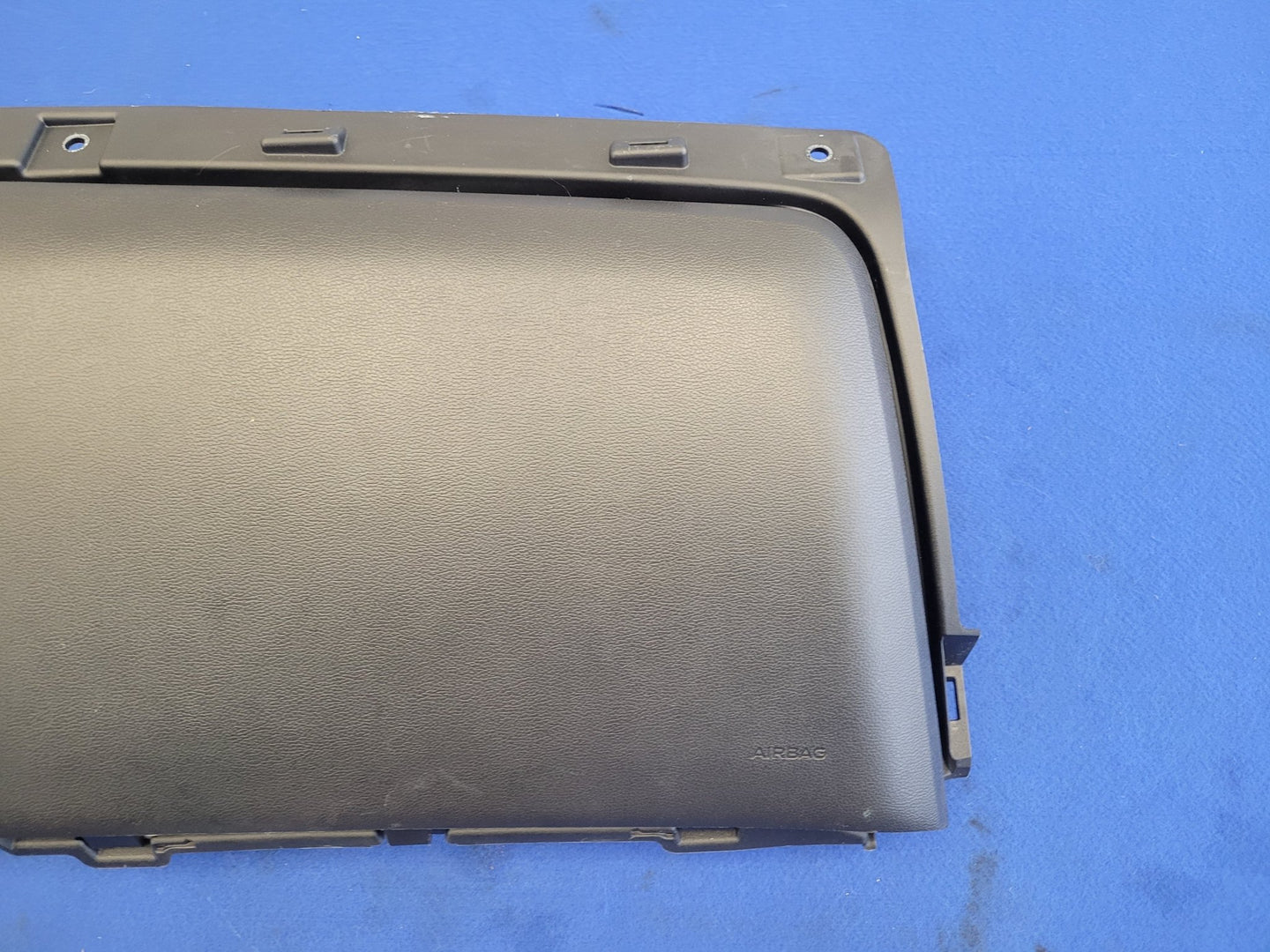 2015 - 2017 Ford Mustang GT S550 Driver Lower Knee Air Bag 2671 - The Parts Farm