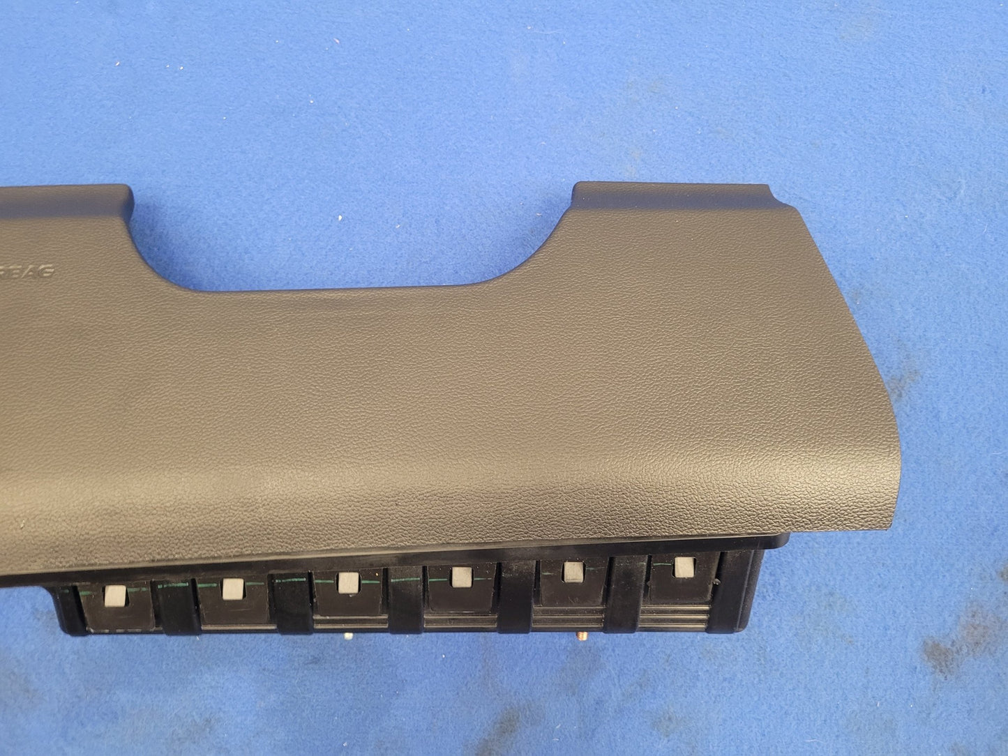 2015 - 2017 Ford Mustang GT S550 Driver Lower Knee Air Bag 2671 - The Parts Farm