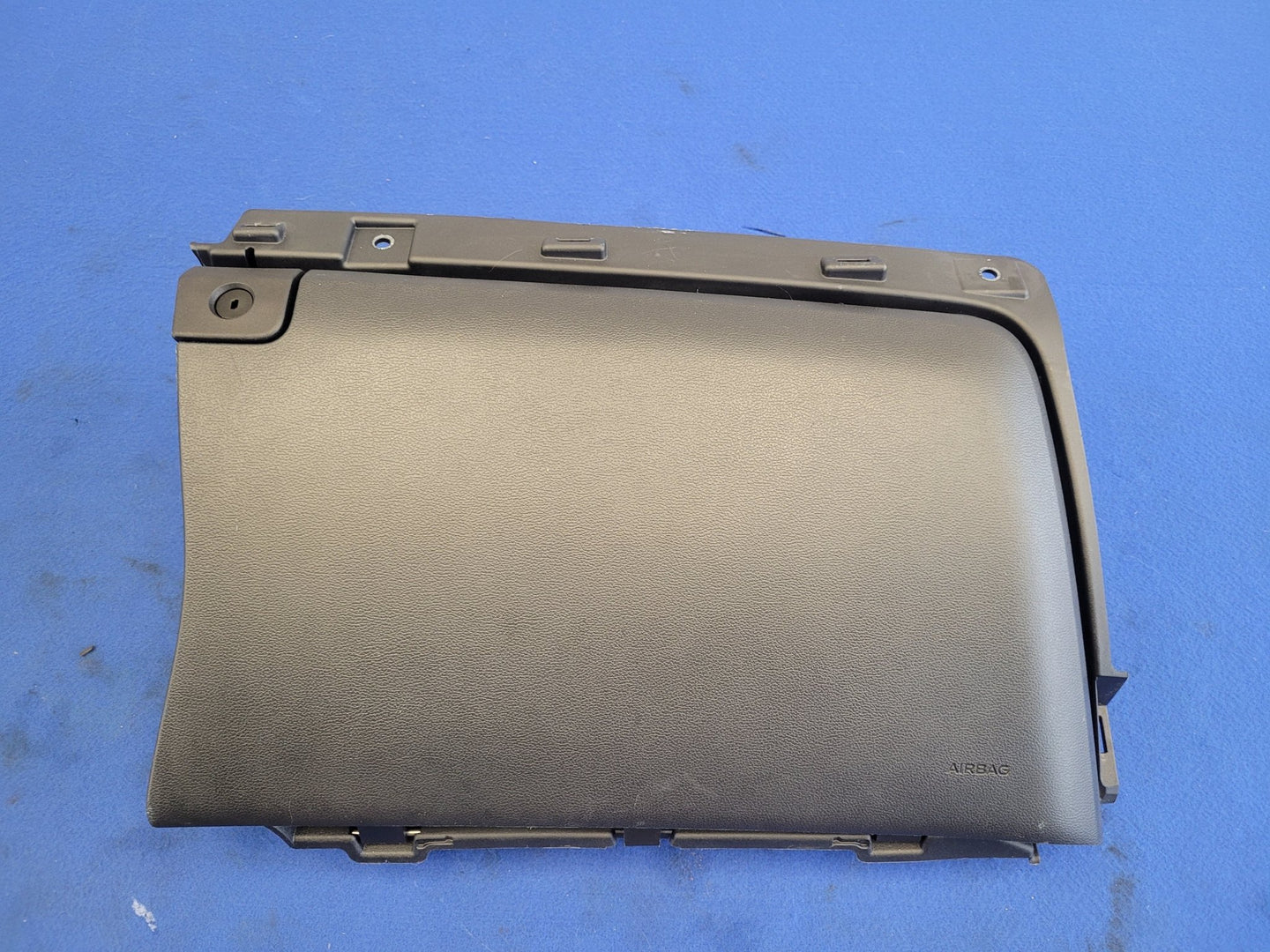 2015 - 2017 Ford Mustang GT S550 Driver Lower Knee Air Bag 2671 - The Parts Farm