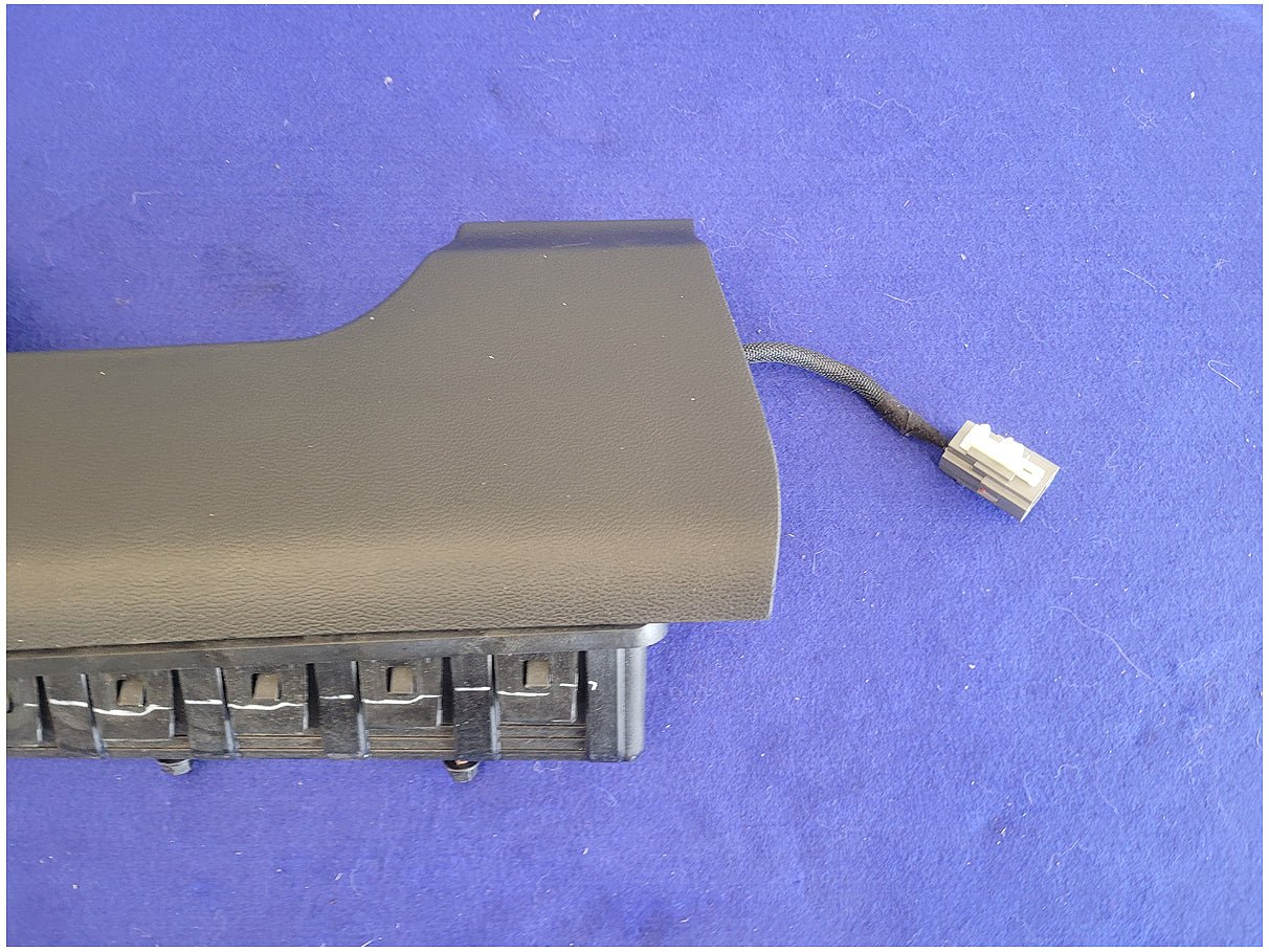 2015 - 2017 Ford Mustang GT S550 Driver Lower Knee Air Bag 2729 - The Parts Farm