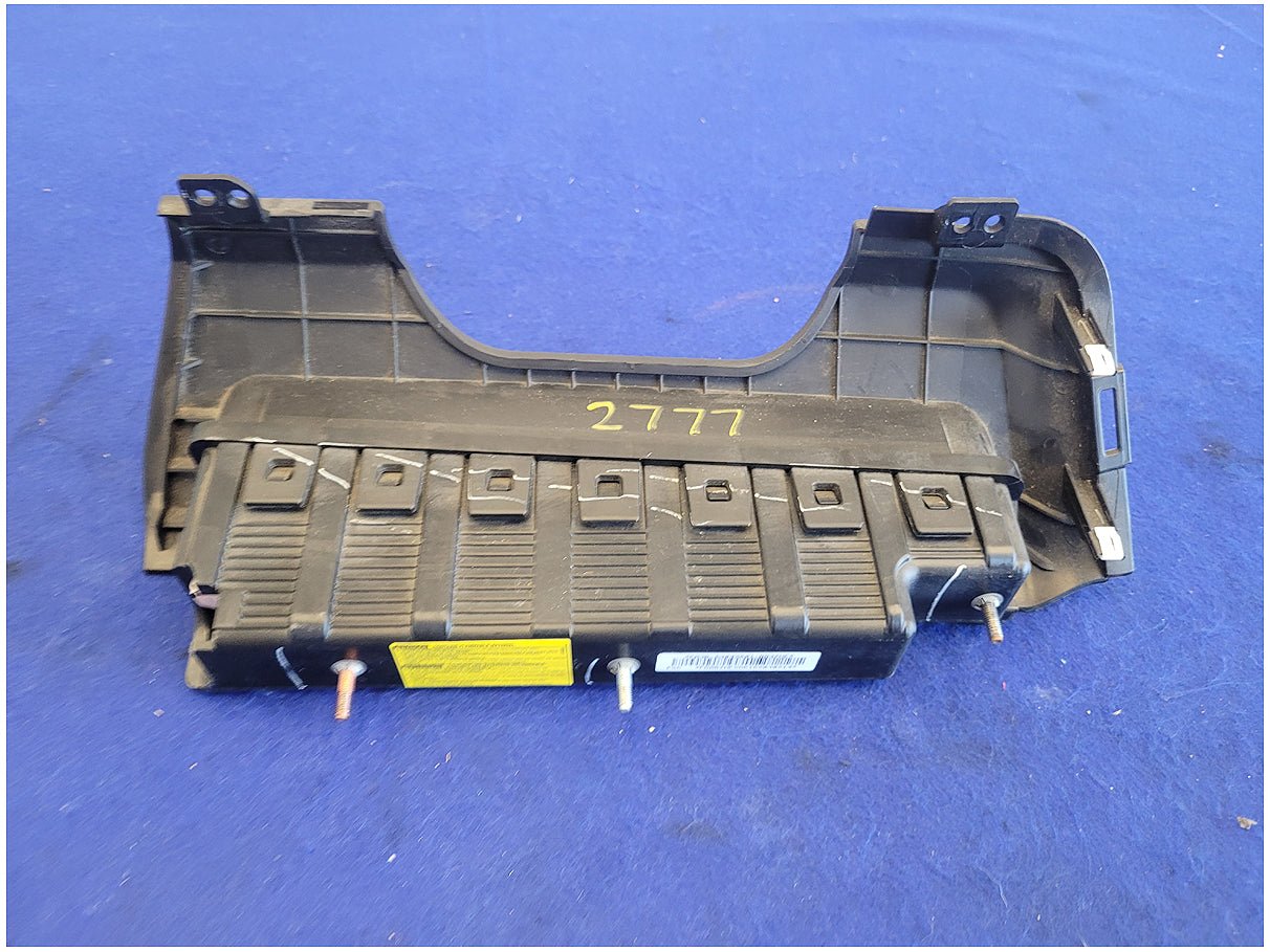 2015 - 2017 Ford Mustang GT S550 Driver Lower Knee Air Bag Left Dash 2777 - The Parts Farm