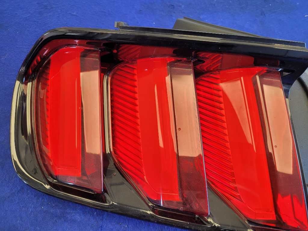 2015 - 2017 Ford Mustang GT S550 Driver Rear Taillight Lamp Light Brake 2778 - The Parts Farm