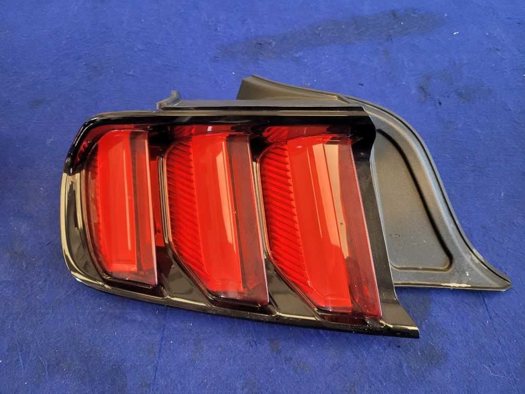 2015 - 2017 Ford Mustang GT S550 Driver Rear Taillight Lamp Light Brake 2778 - The Parts Farm