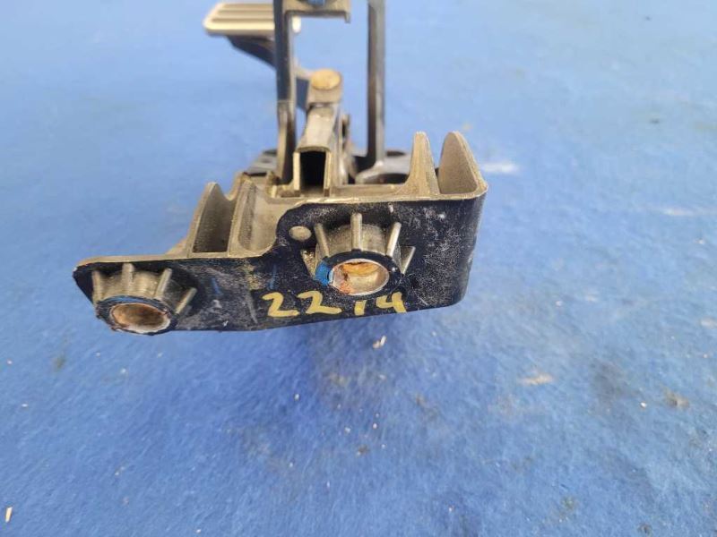 2015 - 2017 Ford Mustang GT S550 Gas Accelerator Pedal Drive By Wire Box 2274 - The Parts Farm