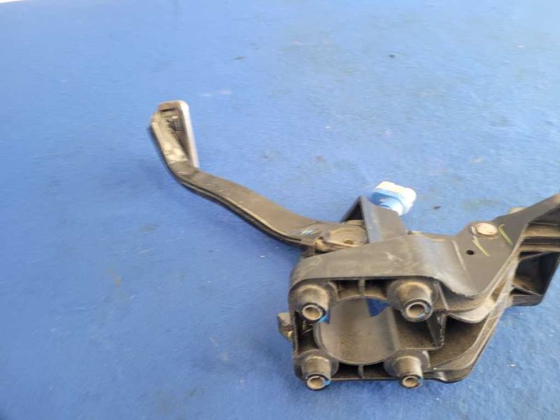 2015 - 2017 Ford Mustang GT S550 Gas Accelerator Pedal Drive By Wire Box 2274 - The Parts Farm