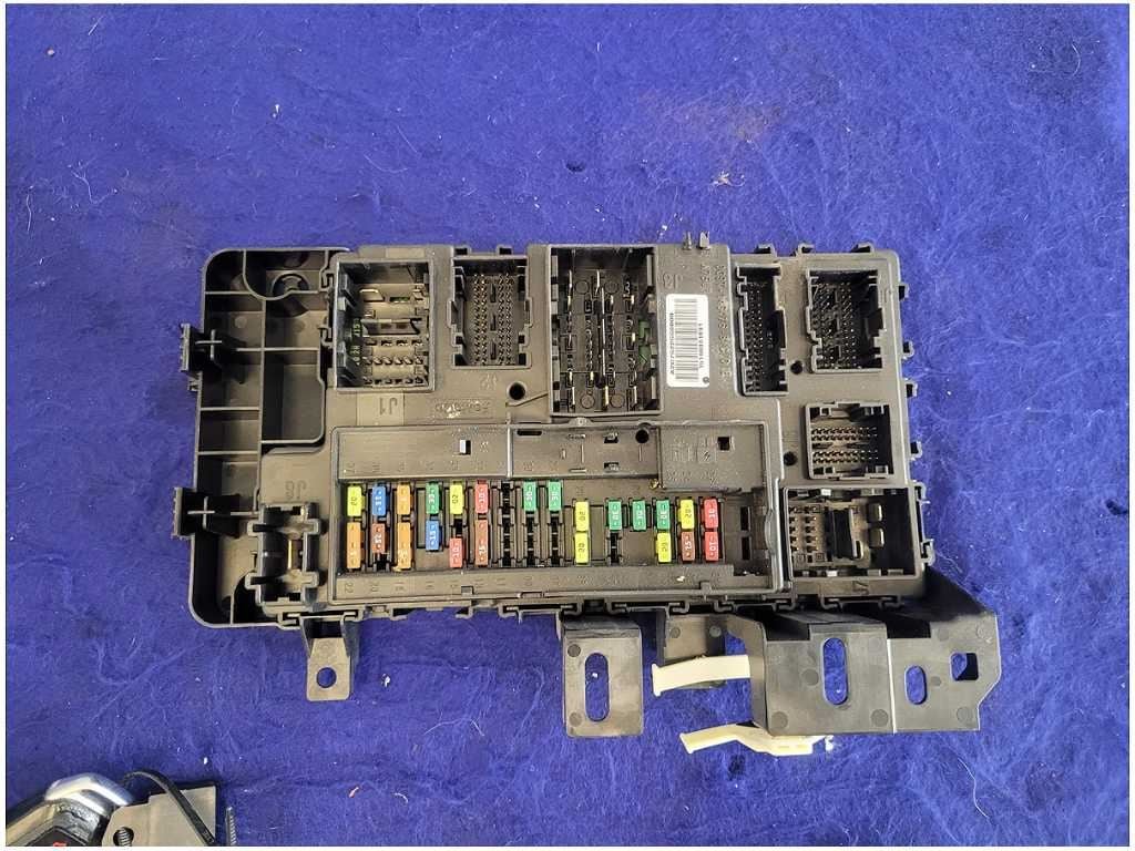 2015 - 2017 Ford Mustang GT S550 Gauge Cluster Speedometer 15k Miles A/T 2752 - The Parts Farm