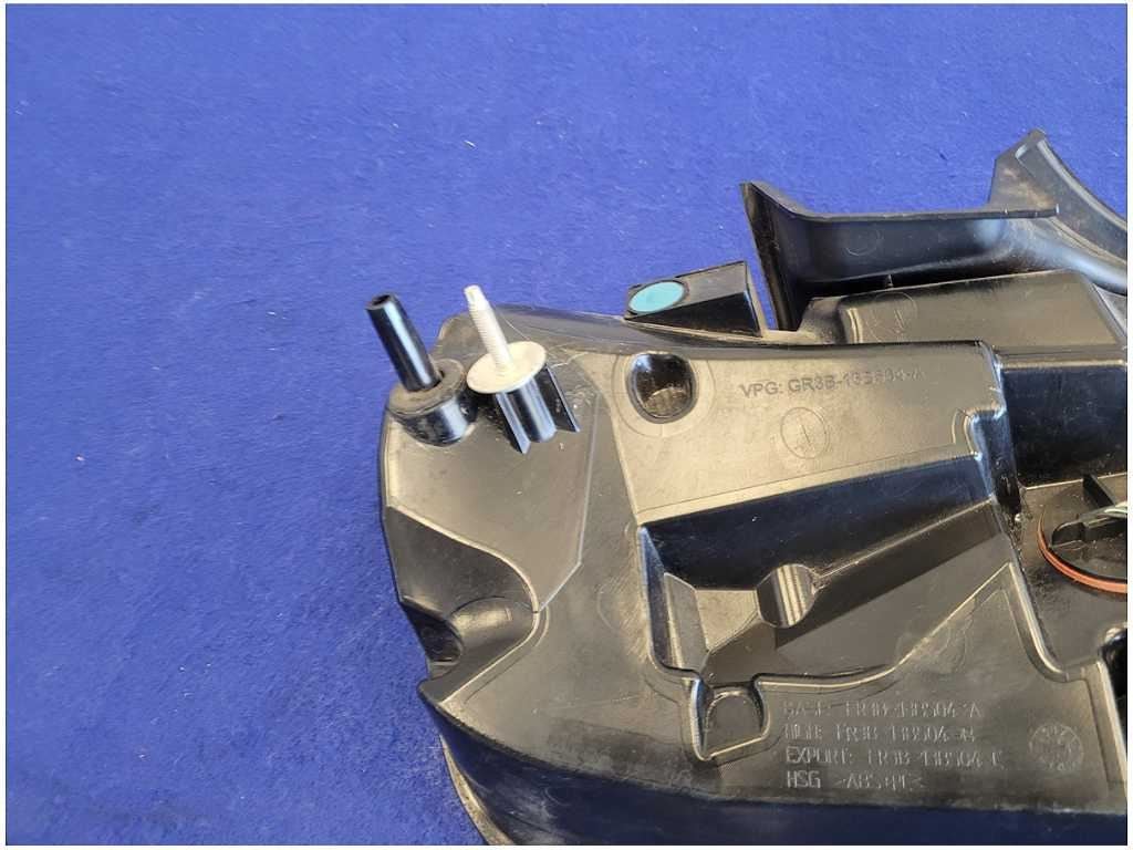 2015 - 2017 Ford Mustang GT S550 Passenger Rear Taillight Brake Light Lamp 2776 - The Parts Farm