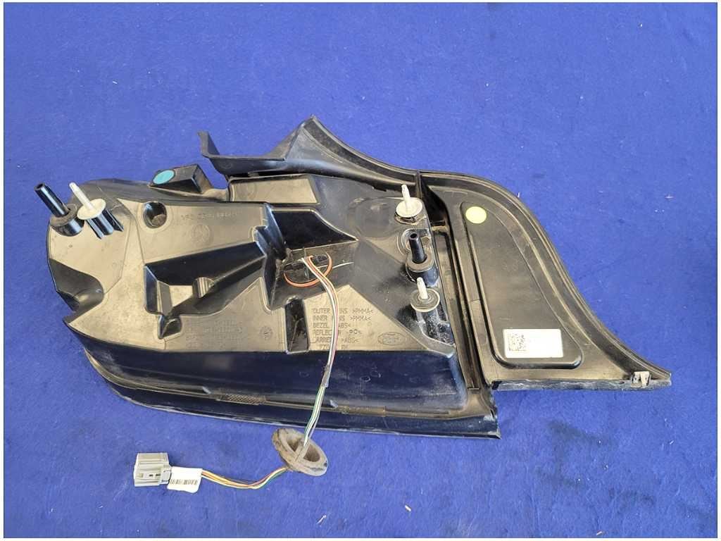 2015 - 2017 Ford Mustang GT S550 Passenger Rear Taillight Brake Light Lamp 2776 - The Parts Farm