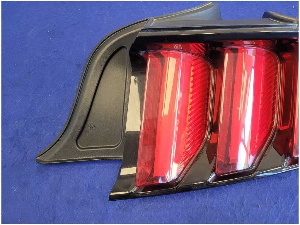 2015 - 2017 Ford Mustang GT S550 Passenger Rear Taillight Brake Light Lamp 2776 - The Parts Farm