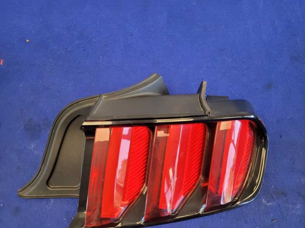2015 - 2017 Ford Mustang GT S550 Passenger Rear Taillight Lamp Brake Light 2778 - The Parts Farm