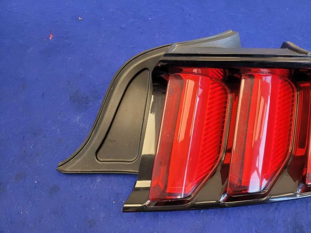 2015 - 2017 Ford Mustang GT S550 Passenger Rear Taillight Lamp Brake Light 2778 - The Parts Farm