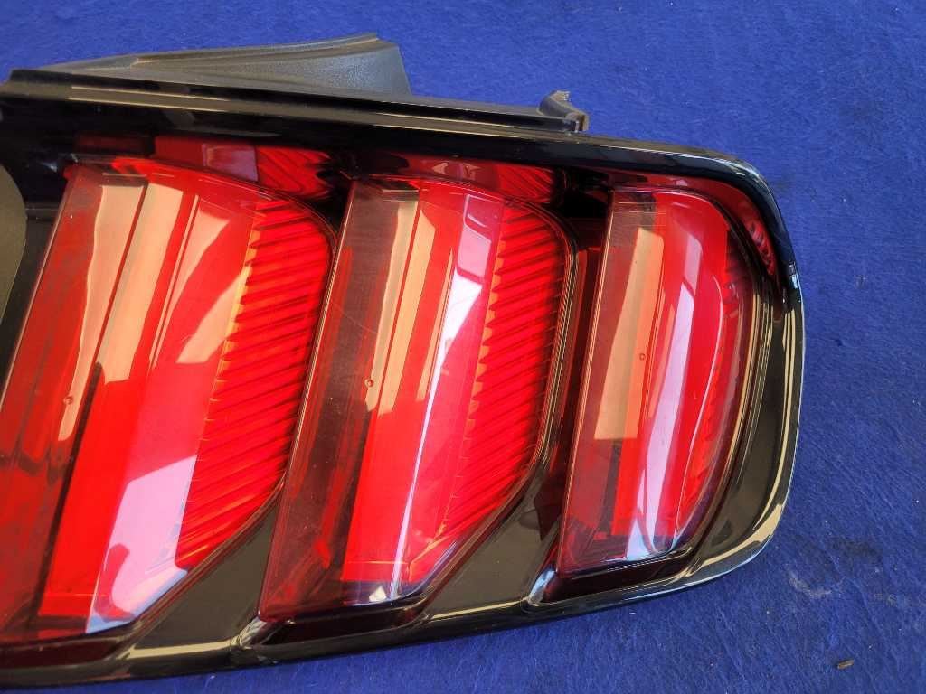2015 - 2017 Ford Mustang GT S550 Passenger Rear Taillight Lamp Brake Light 2778 - The Parts Farm