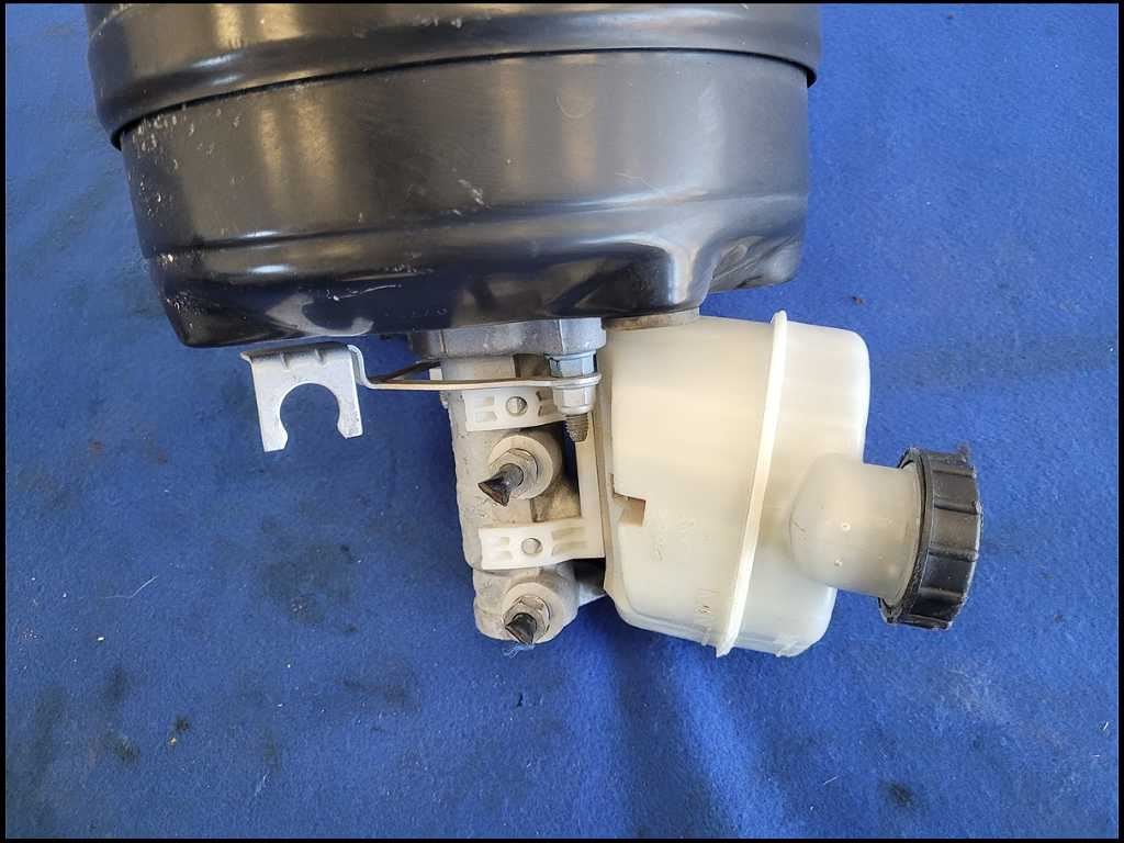 2015 - 2017 Ford Mustang GT S550 Power Brake Booster Master Cylinder M/T 2232 - The Parts Farm