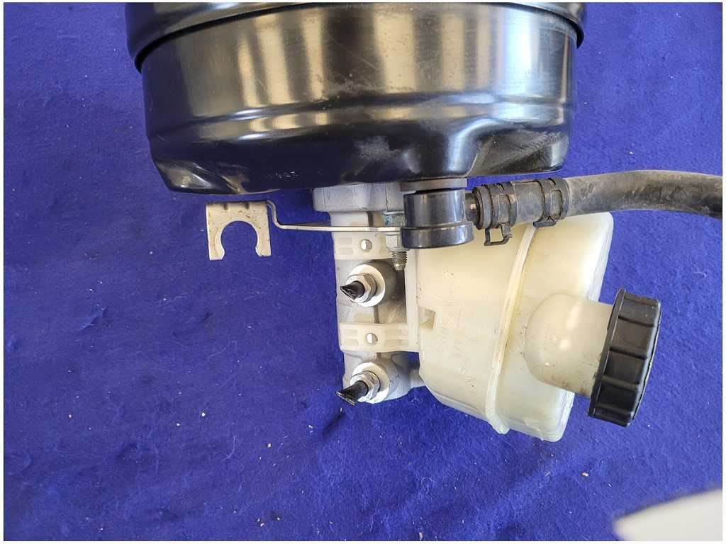 2015 - 2017 Ford Mustang GT S550 Power Brake Booster Master Cylinder M/T 2706 - The Parts Farm