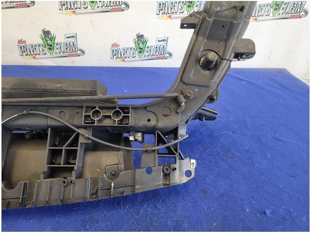 2015 - 2017 Ford Mustang GT S550 Upper Tie Bar Radiator Support Core 2748 - The Parts Farm