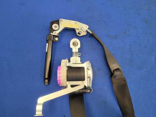 2015-2017 Ford Mustang S550 Convertible Passenger Front Seat Belt Retractor 2502
