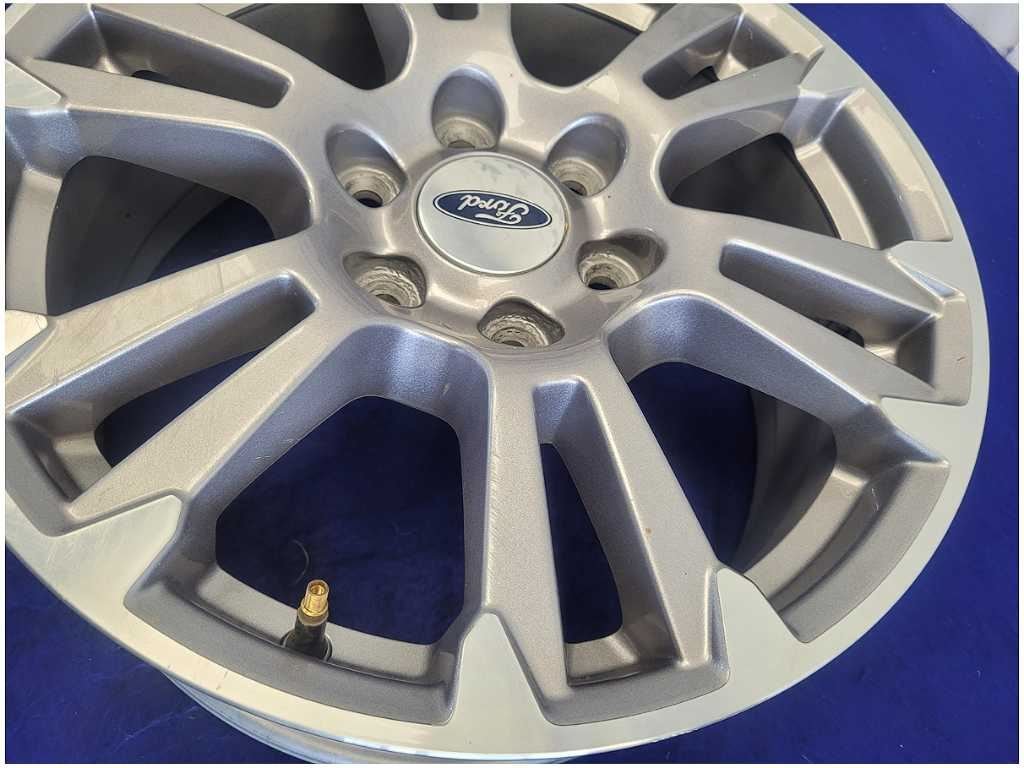 2015 - 2020 Ford F150 4x4 Pickup Truck Wheel 18x7.5 Paint Spoke Paint Scuffs 2627 - The Parts Farm