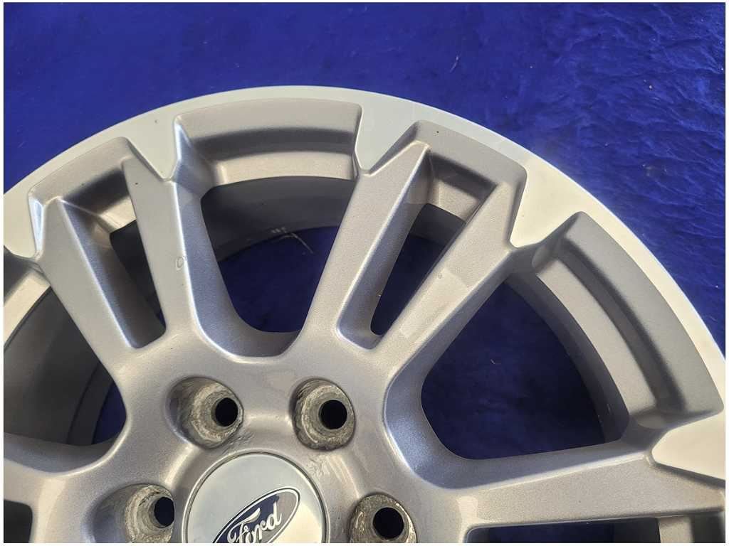 2015 - 2020 Ford F150 4x4 Pickup Truck Wheel 18x7.5 Paint Spoke Paint Scuffs 2627 - The Parts Farm